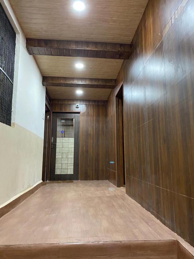 City Stay Ac Deluxe Hostel Мадгаон Екстериор снимка